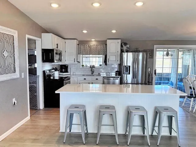 $250,000 | 14815 South Orleans Trail, Stockton, MO 65785