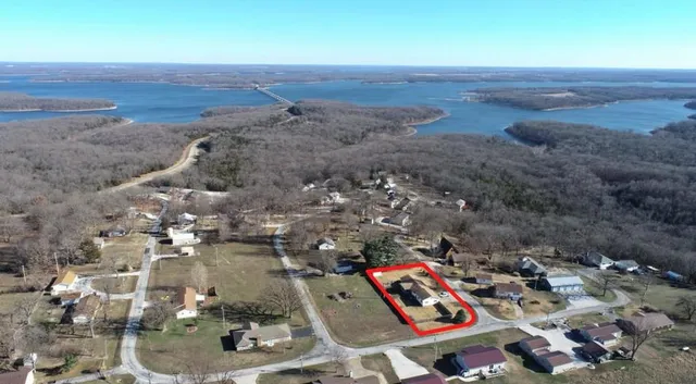 $250,000 | 14815 South Orleans Trail, Stockton, MO 65785