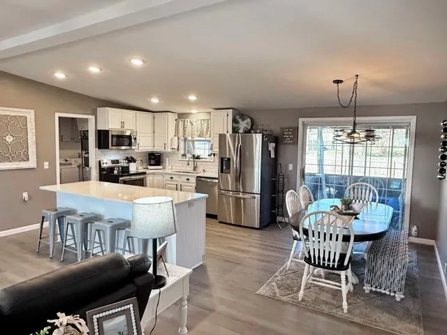 $250,000 | 14815 South Orleans Trail, Stockton, MO 65785