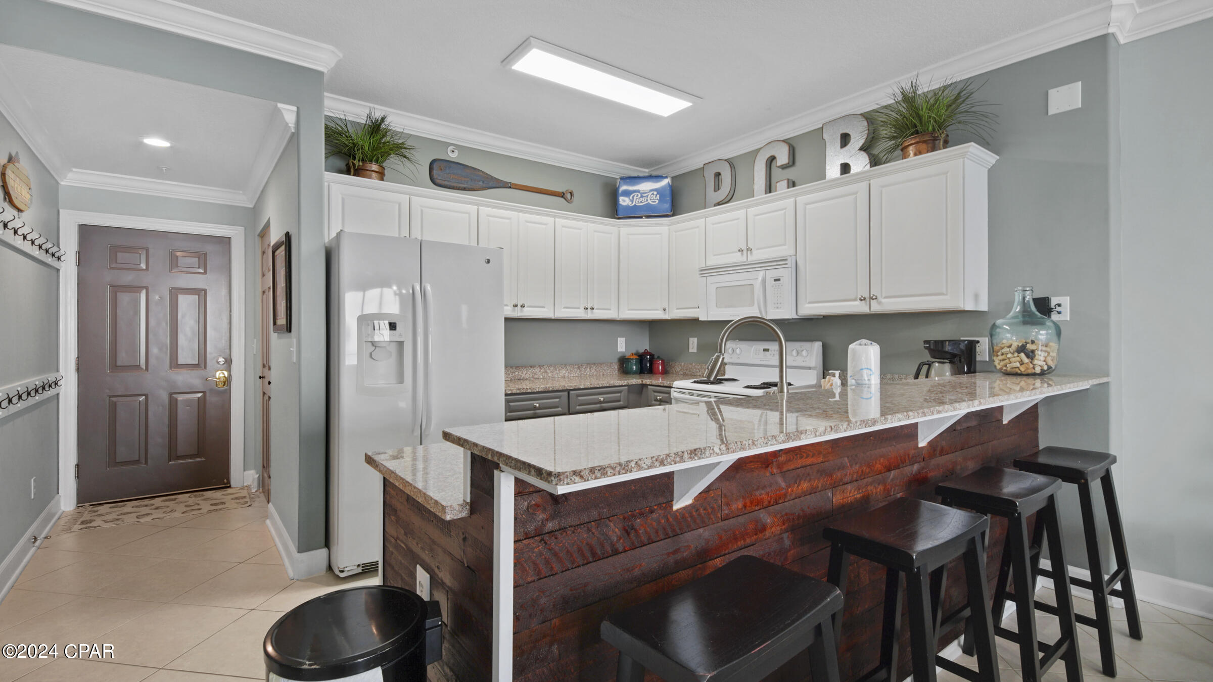 17545 Front Beach Road, Unit 1605 Panama City Beach, FL 32413 - Photo 13 of 31 Gallery Image 13