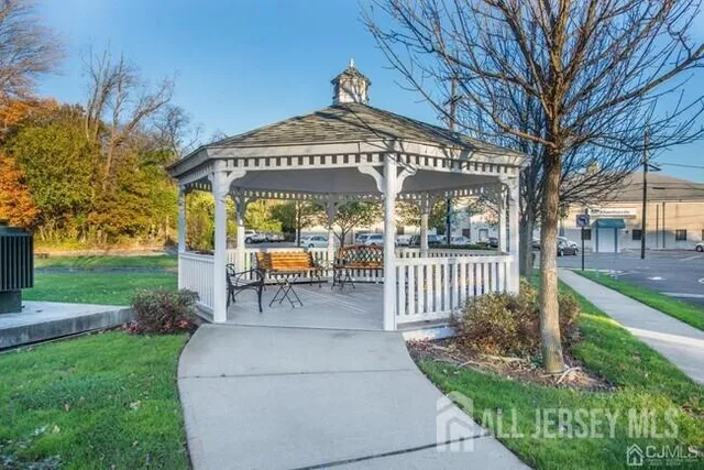 $320,000 | 81 Liddle Avenue, Edison, NJ 08837