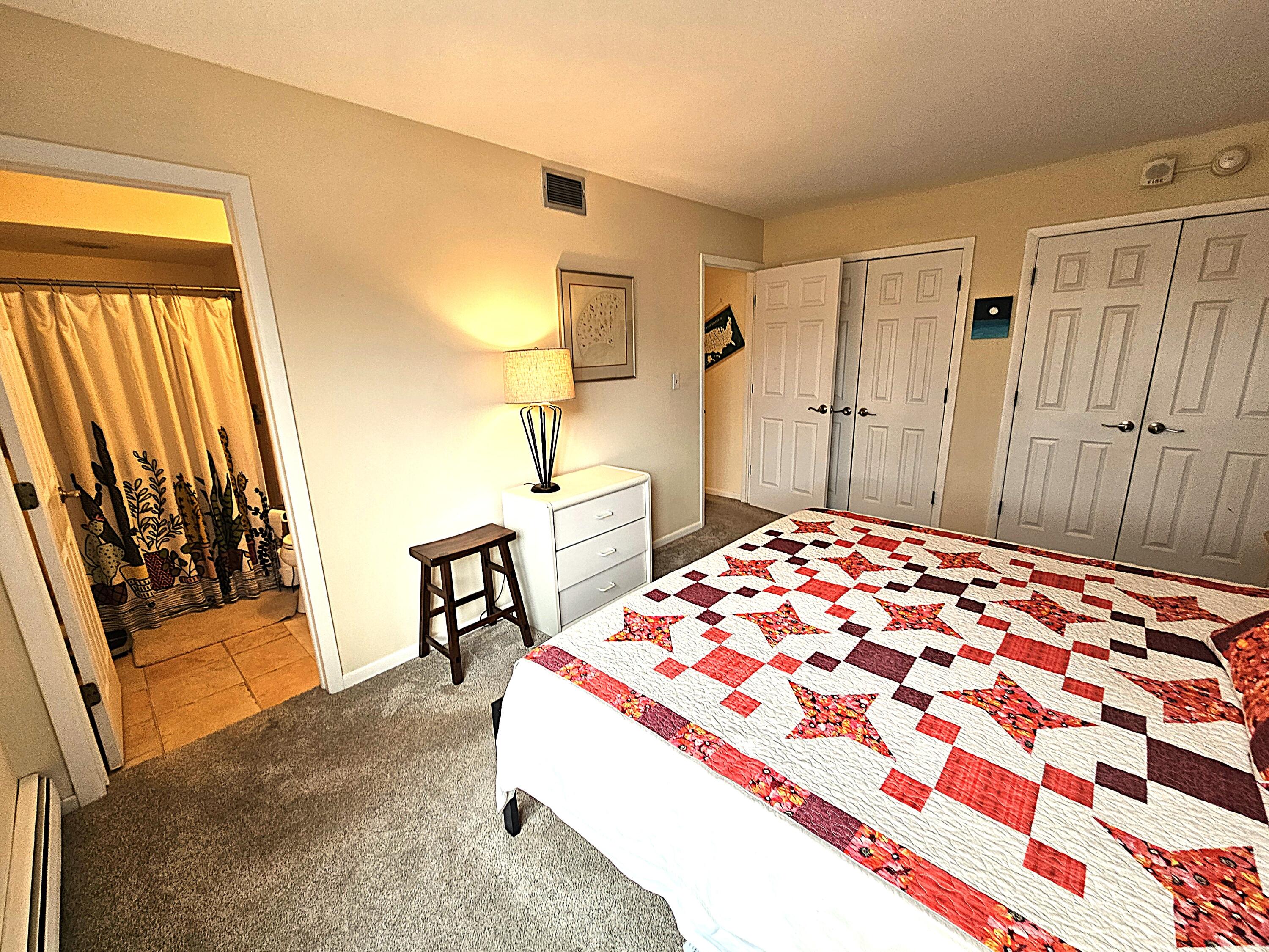 2150 Good Hope Road, Unit 201 Glendale, WI 53209 - Photo 11 of 23 Primary Bedroom 1