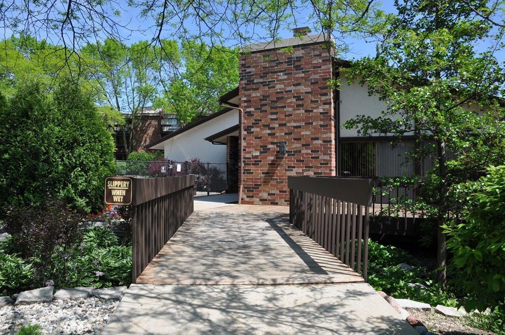 2150 Good Hope Road, Unit 201 Glendale, WI 53209 - Photo 19 of 23 Club House