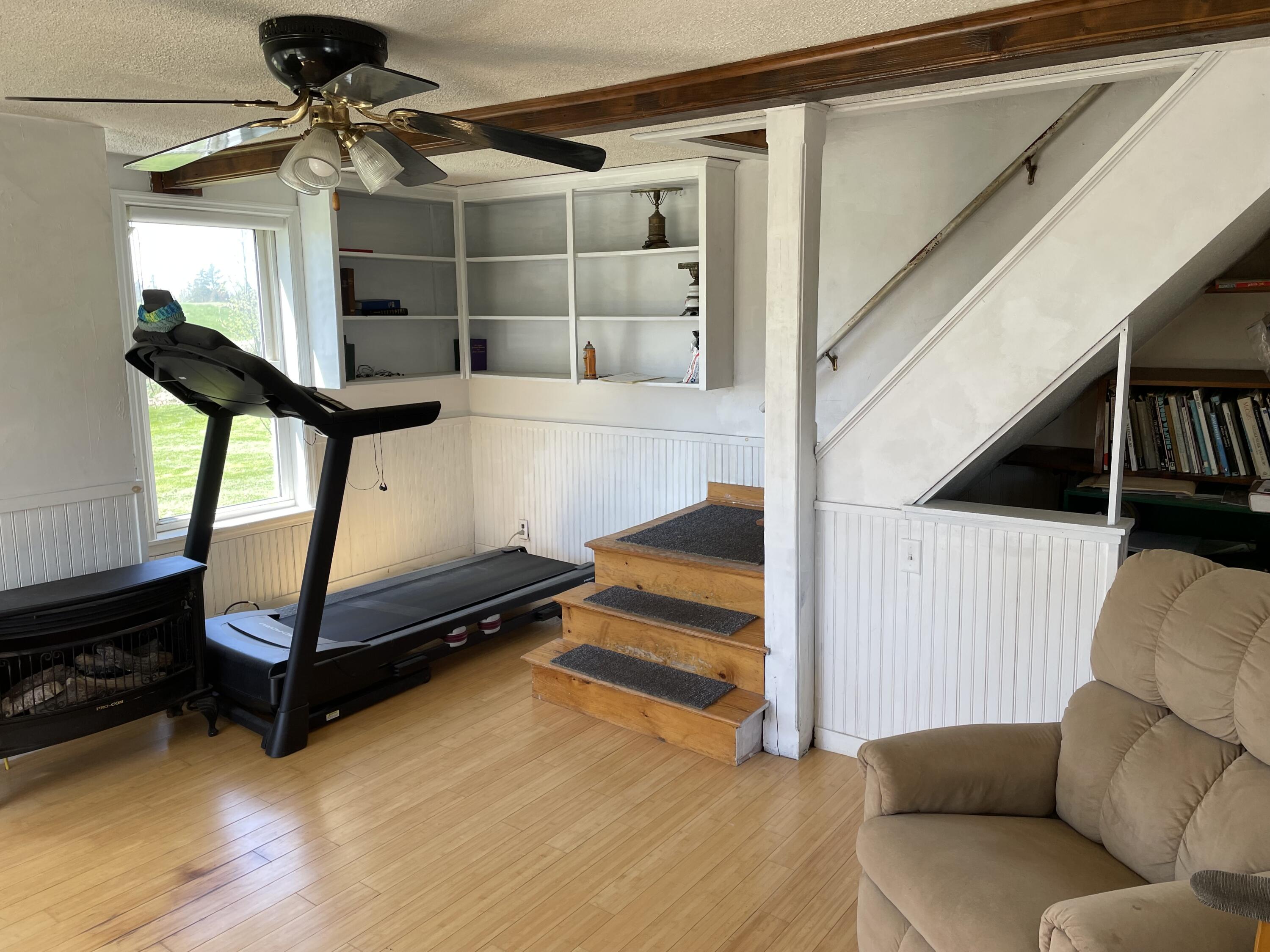 74 Marks Road Albion, ME 04910 - Photo 5 of 28 6 Living room