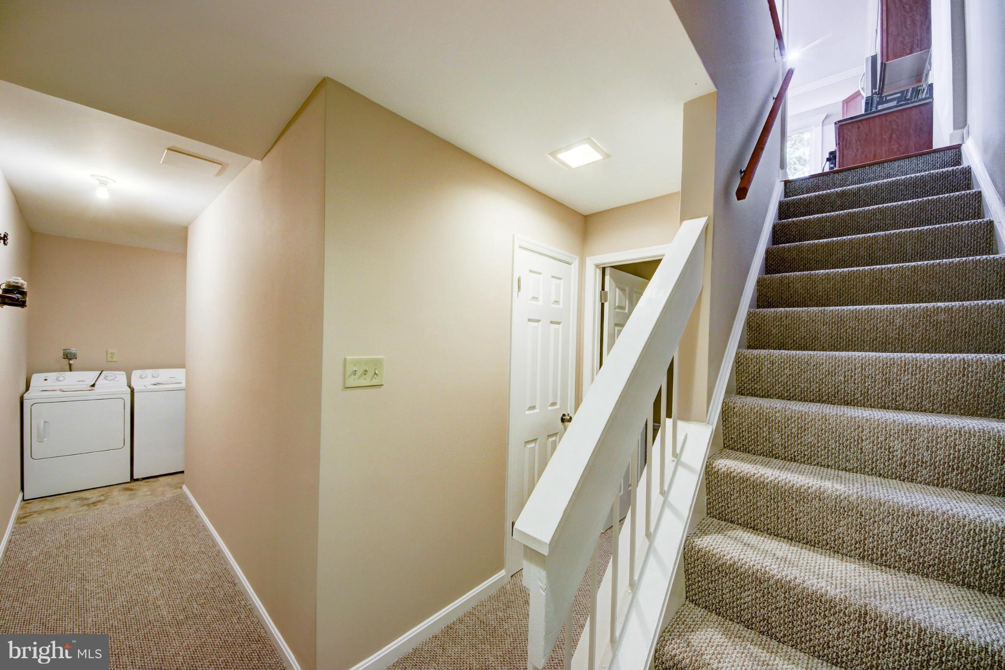2459 Pyrenees Court Reston, VA 20191 - Photo 21 of 28 a view of entryway