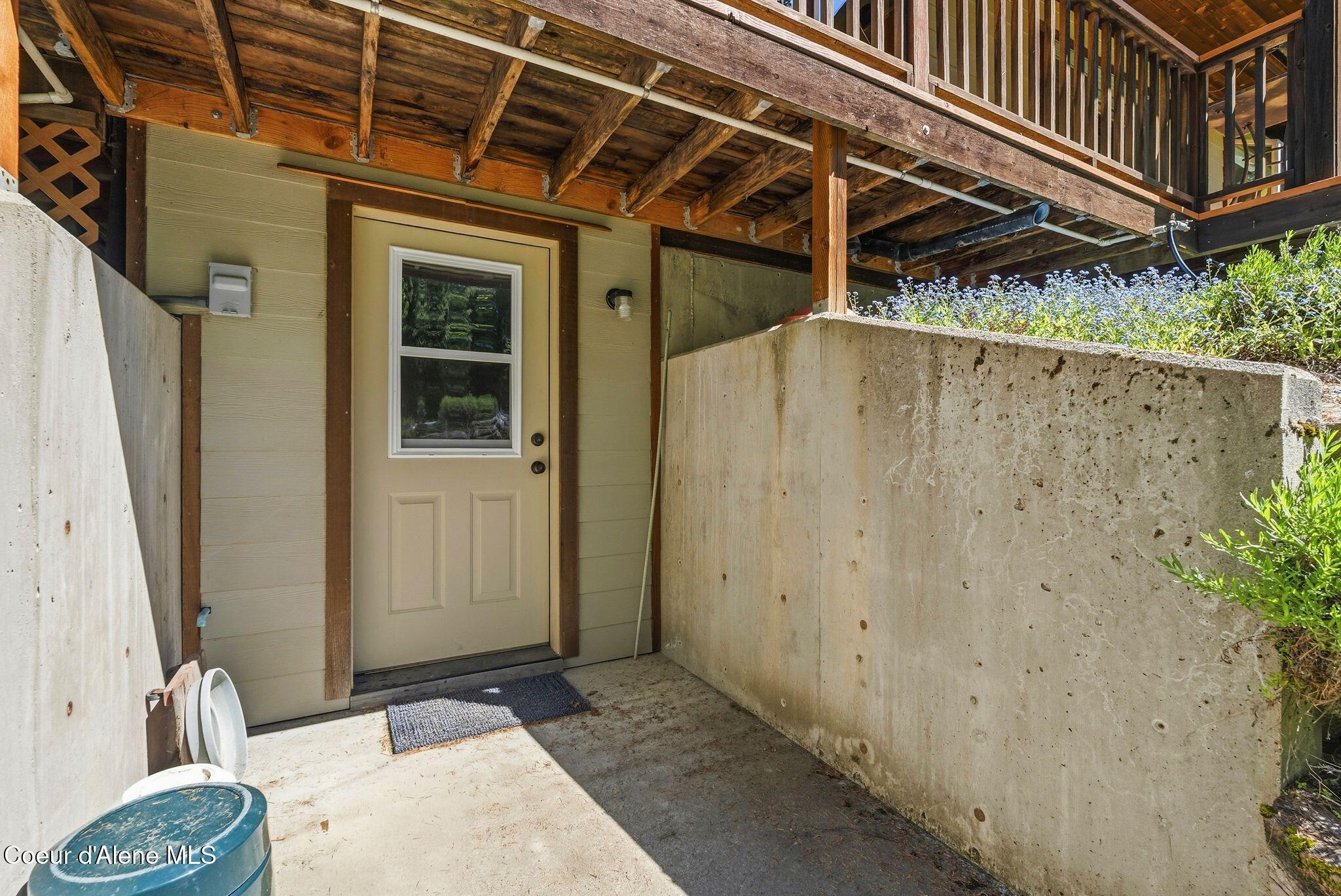 1196 Gold Creek Road Sandpoint, ID 83864 - Photo 58 of 66 .