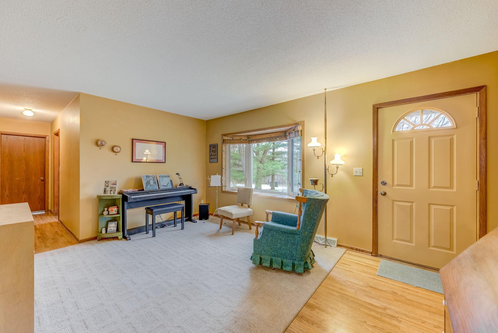 3226 41st Avenue Southeast Rochester, MN 55904 - Photo 2 of 40 Gallery Image 2