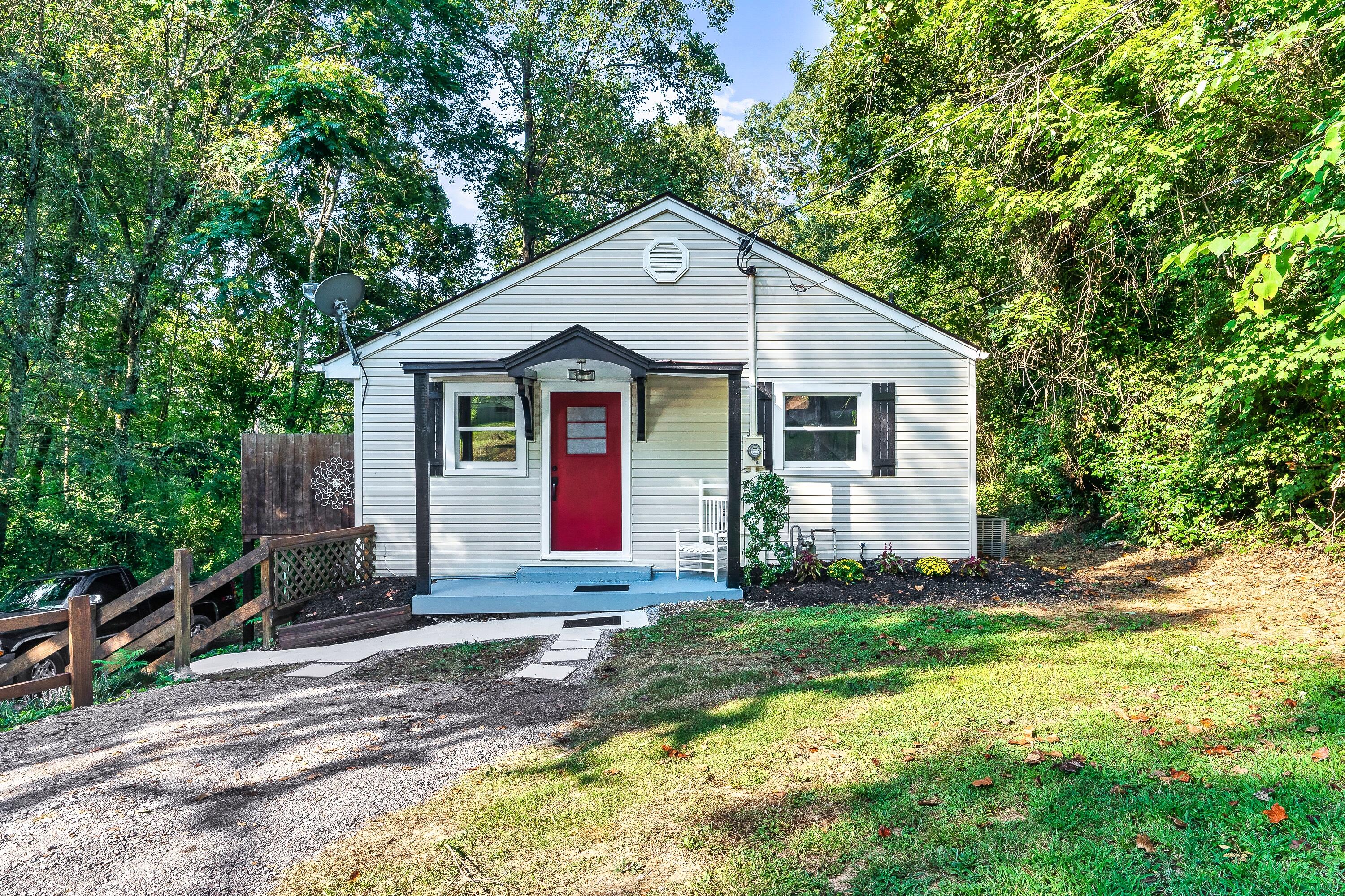 7823 Fersner Road Powell, TN 37849 - Photo 1 of 28 Front