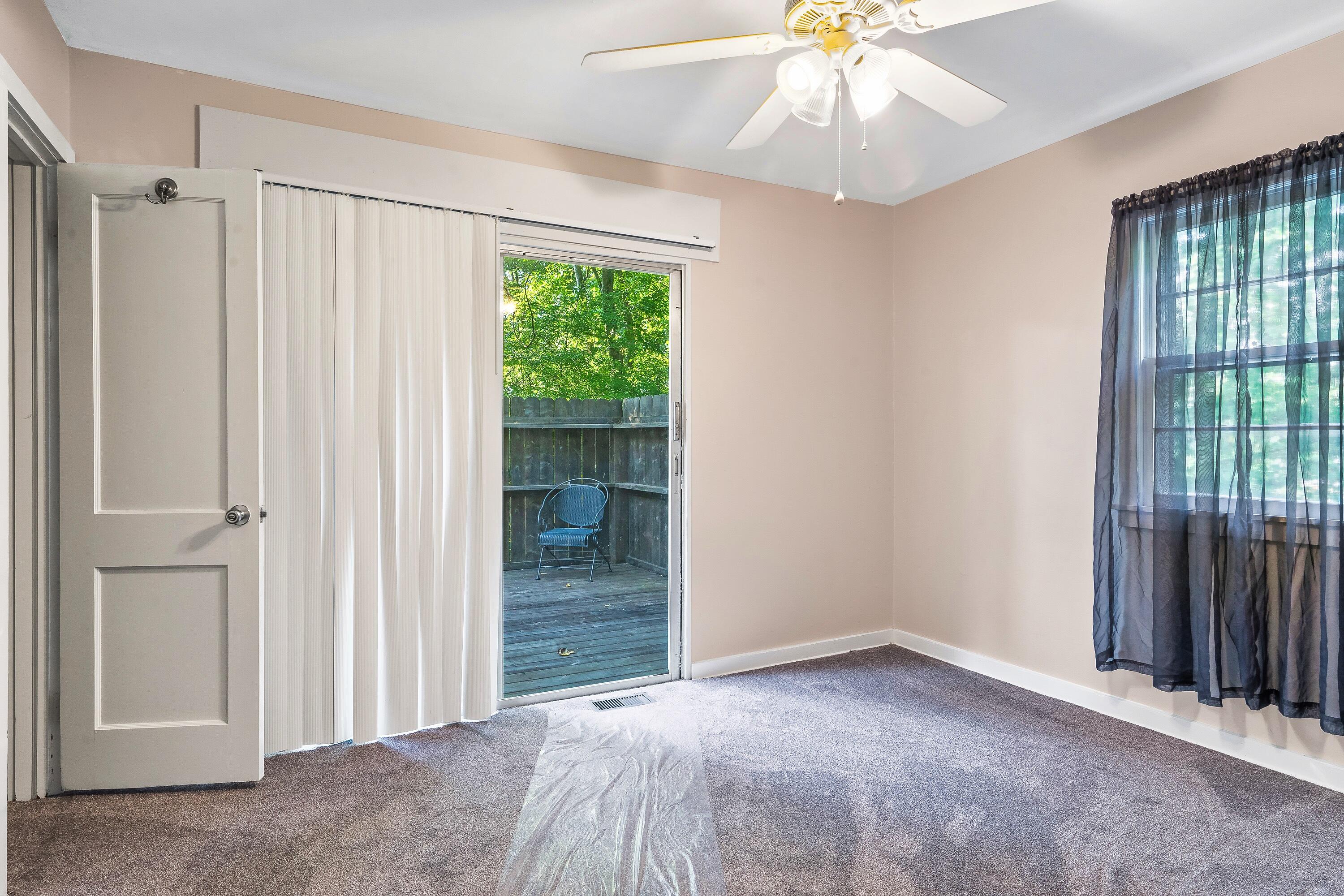 7823 Fersner Road Powell, TN 37849 - Photo 17 of 28 Master opens to private deck