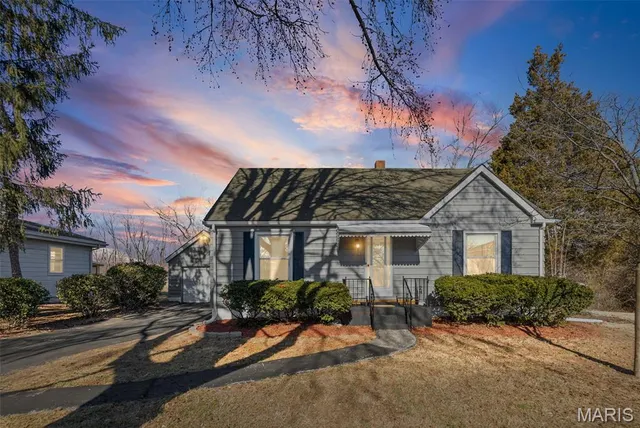 $160,000 | 231 Parkway Drive, Swansea, IL 62226