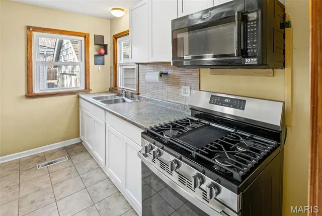 $160,000 | 231 Parkway Drive, Swansea, IL 62226