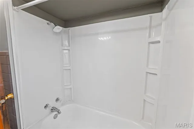 $160,000 | 231 Parkway Drive, Swansea, IL 62226