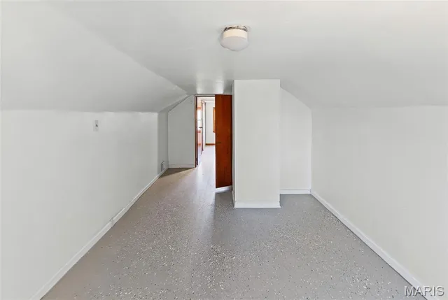 $160,000 | 231 Parkway Drive, Swansea, IL 62226