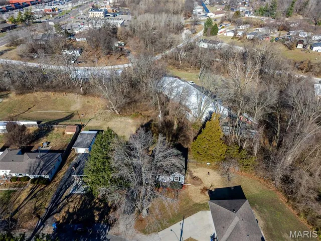 $160,000 | 231 Parkway Drive, Swansea, IL 62226