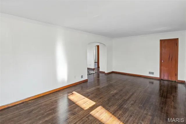 $160,000 | 231 Parkway Drive, Swansea, IL 62226