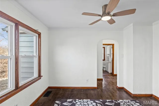 $160,000 | 231 Parkway Drive, Swansea, IL 62226