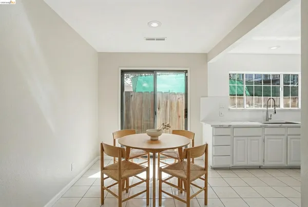 $749,000 | 3012 Minna Avenue, Oakland, CA 94619