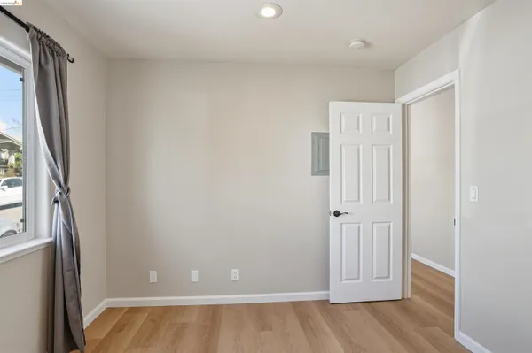 $749,000 | 3012 Minna Avenue, Oakland, CA 94619