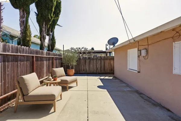 $749,000 | 3012 Minna Avenue, Oakland, CA 94619