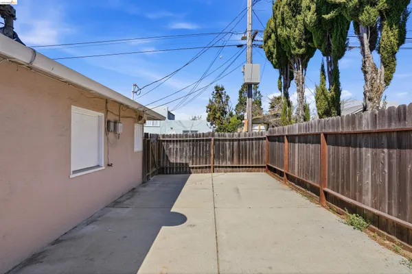 $749,000 | 3012 Minna Avenue, Oakland, CA 94619