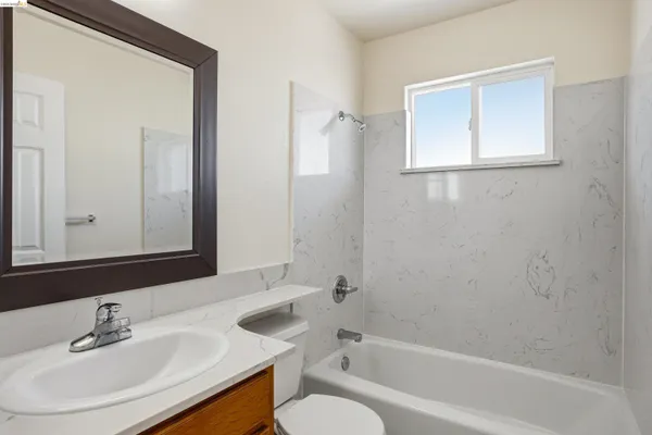 $749,000 | 3012 Minna Avenue, Oakland, CA 94619