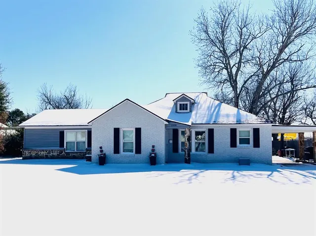 $249,900 | 1308 4th Street, Graham, TX 76450