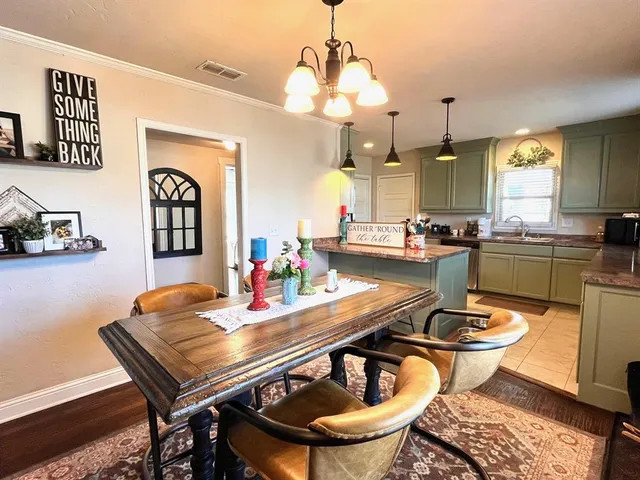 $249,900 | 1308 4th Street, Graham, TX 76450