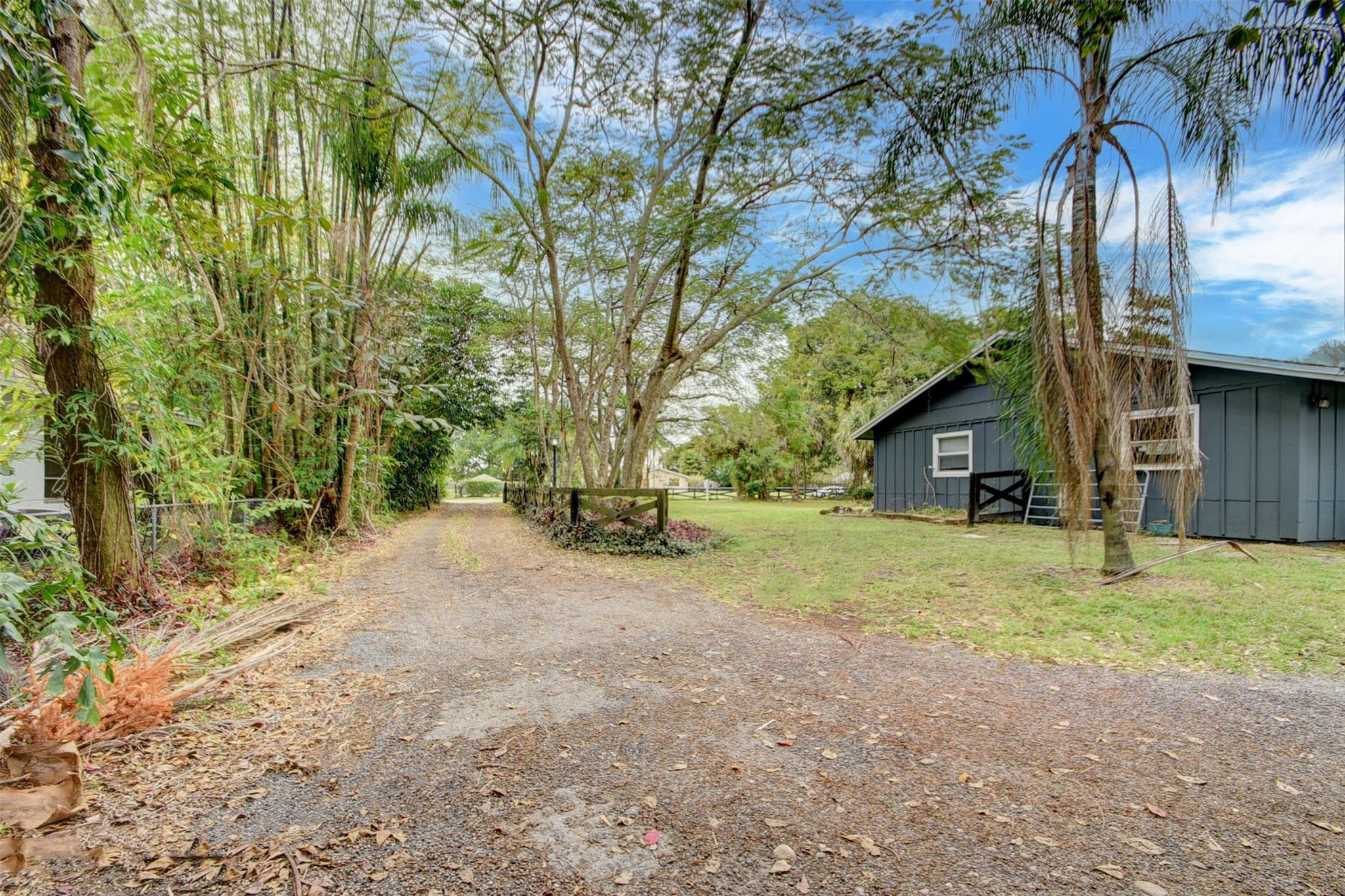 5314 3rd Road Lake Worth, FL 33467 - Photo 19 of 38 Photo 19
