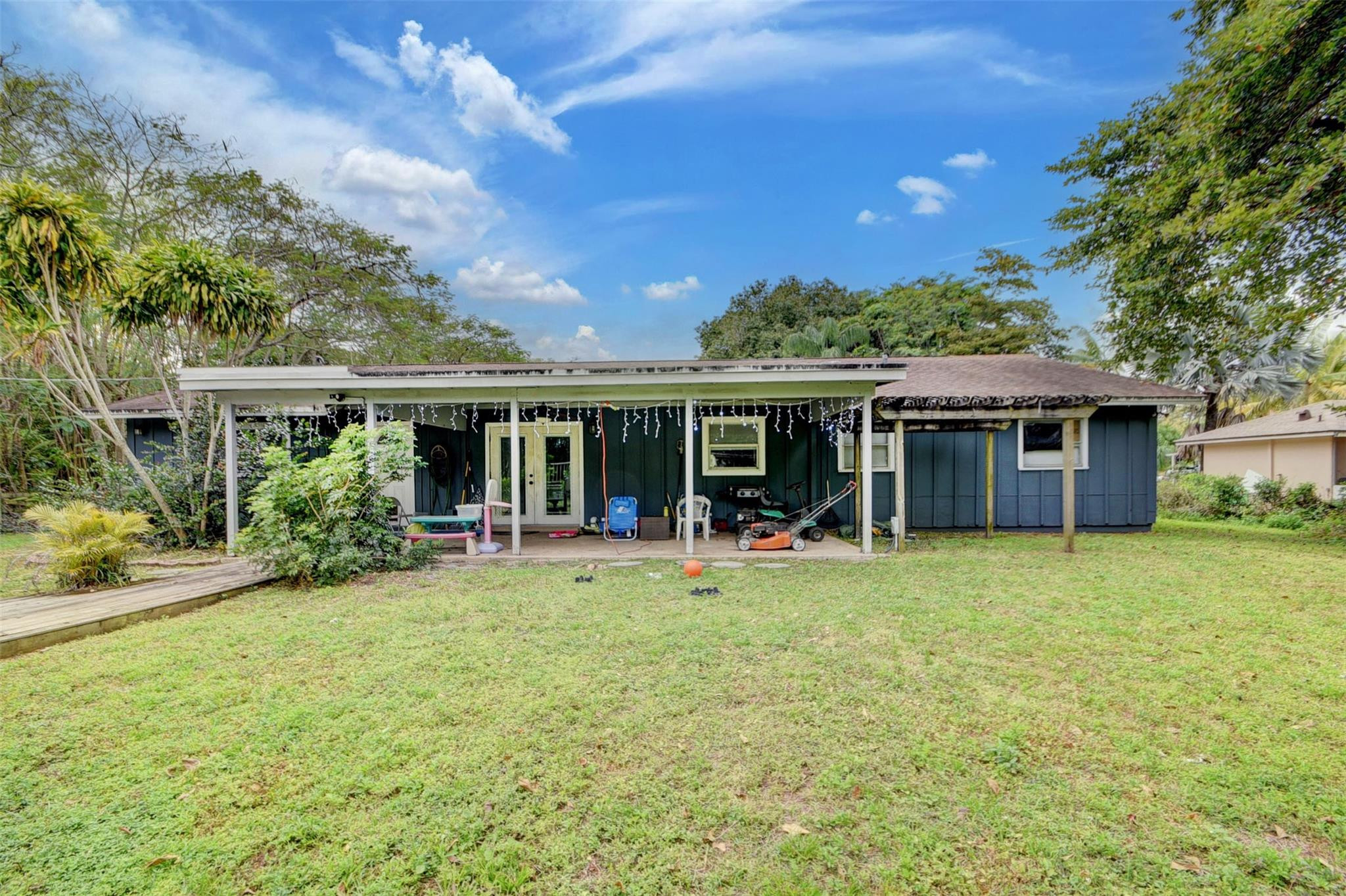 5314 3rd Road Lake Worth, FL 33467 - Photo 9 of 38 Photo 9