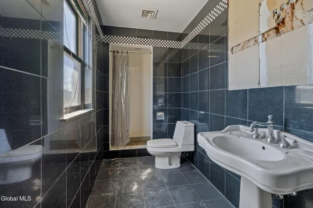 $1,300,000 | 233 Central Avenue, Albany, NY 12206