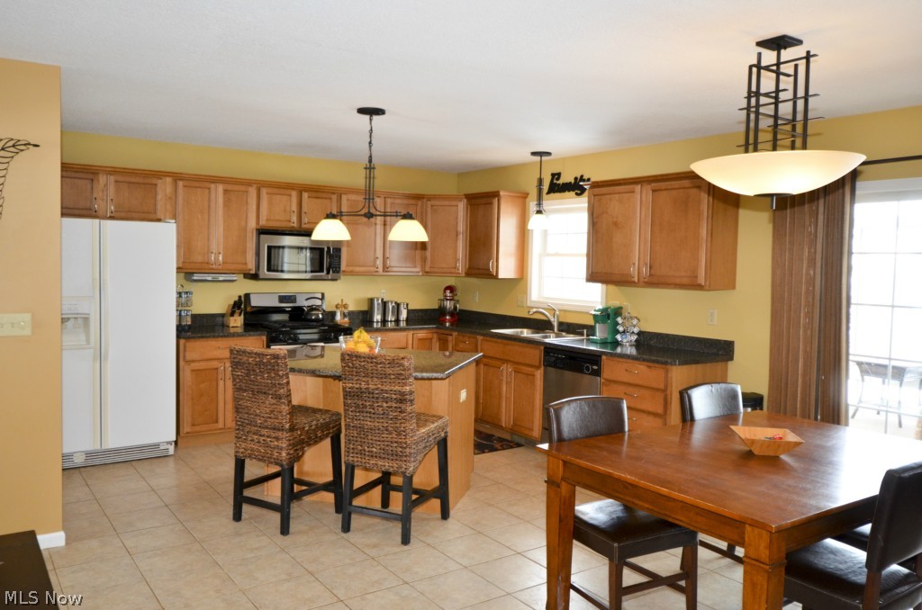 4335 Ridge Crest Drive Akron, OH 44321 - Photo 6 of 20 Gallery Image 6