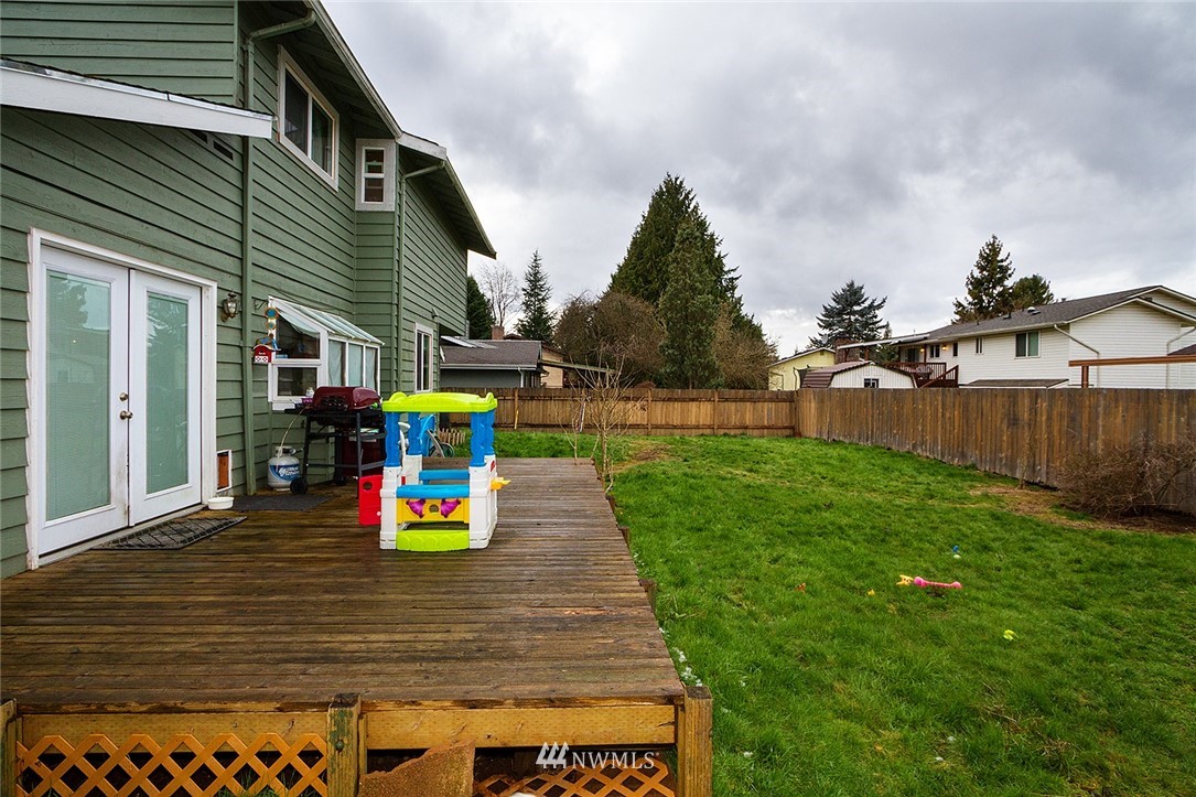 2517 171st Street Southeast Bothell, WA 98012 - Photo 14 of 19