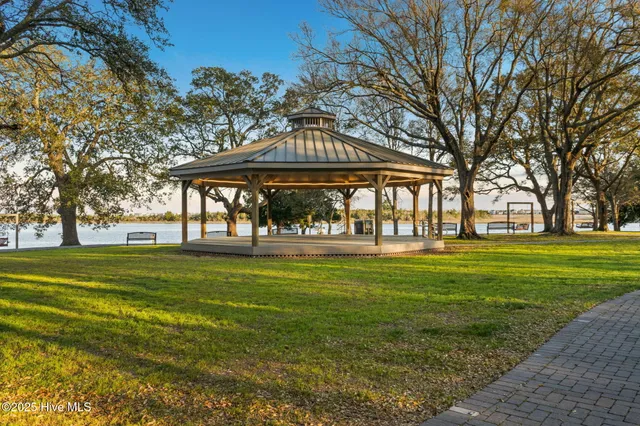 $319,000 | 9280 Heritage Drive Southwest, Calabash, NC 28467