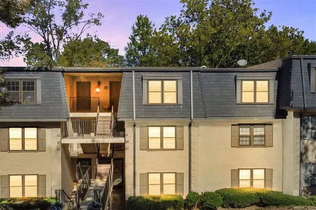 $209,900 | 61 Lamsden Lane Northwest, Atlanta, GA 30327