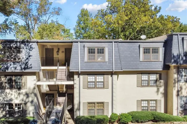 $209,900 | 61 Lamsden Lane Northwest, Atlanta, GA 30327