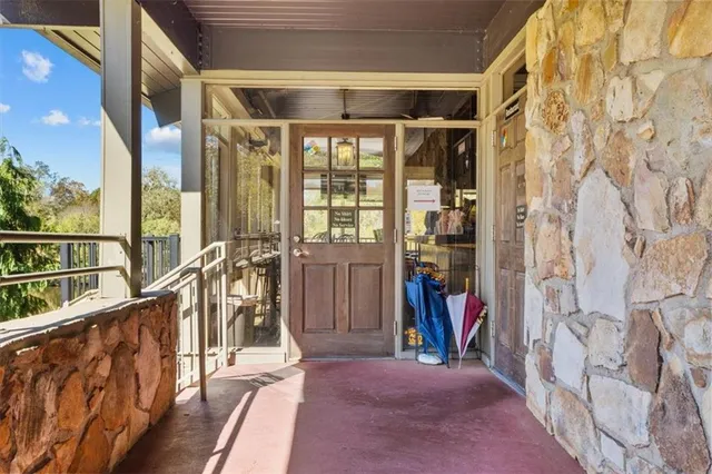 $209,900 | 61 Lamsden Lane Northwest, Atlanta, GA 30327