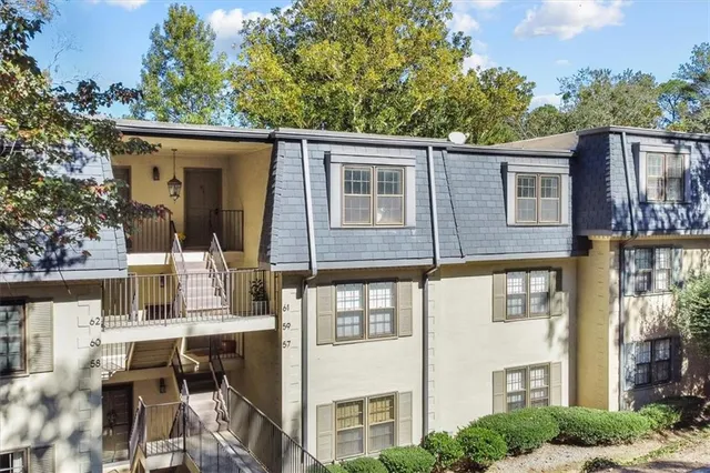 $209,900 | 61 Lamsden Lane Northwest, Atlanta, GA 30327