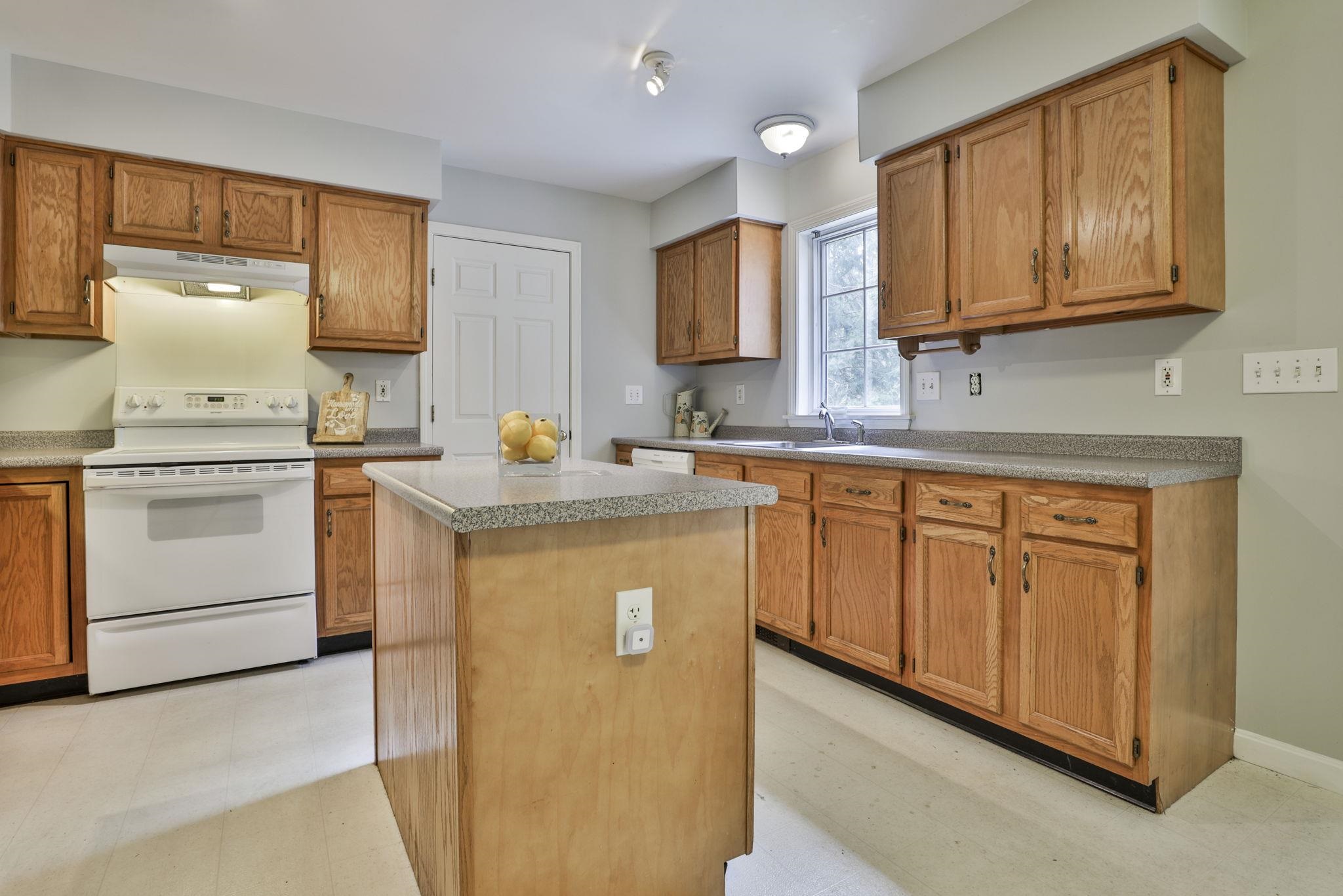 105 Mountain Road Concord, NH 03301 - Photo 27 of 31