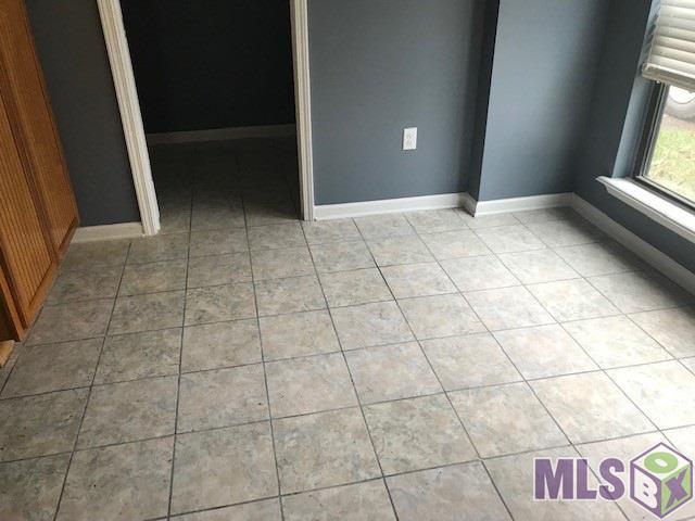 16813 Patton Avenue Baton Rouge, LA 70816 - Photo 4 of 14 Gallery Image 4