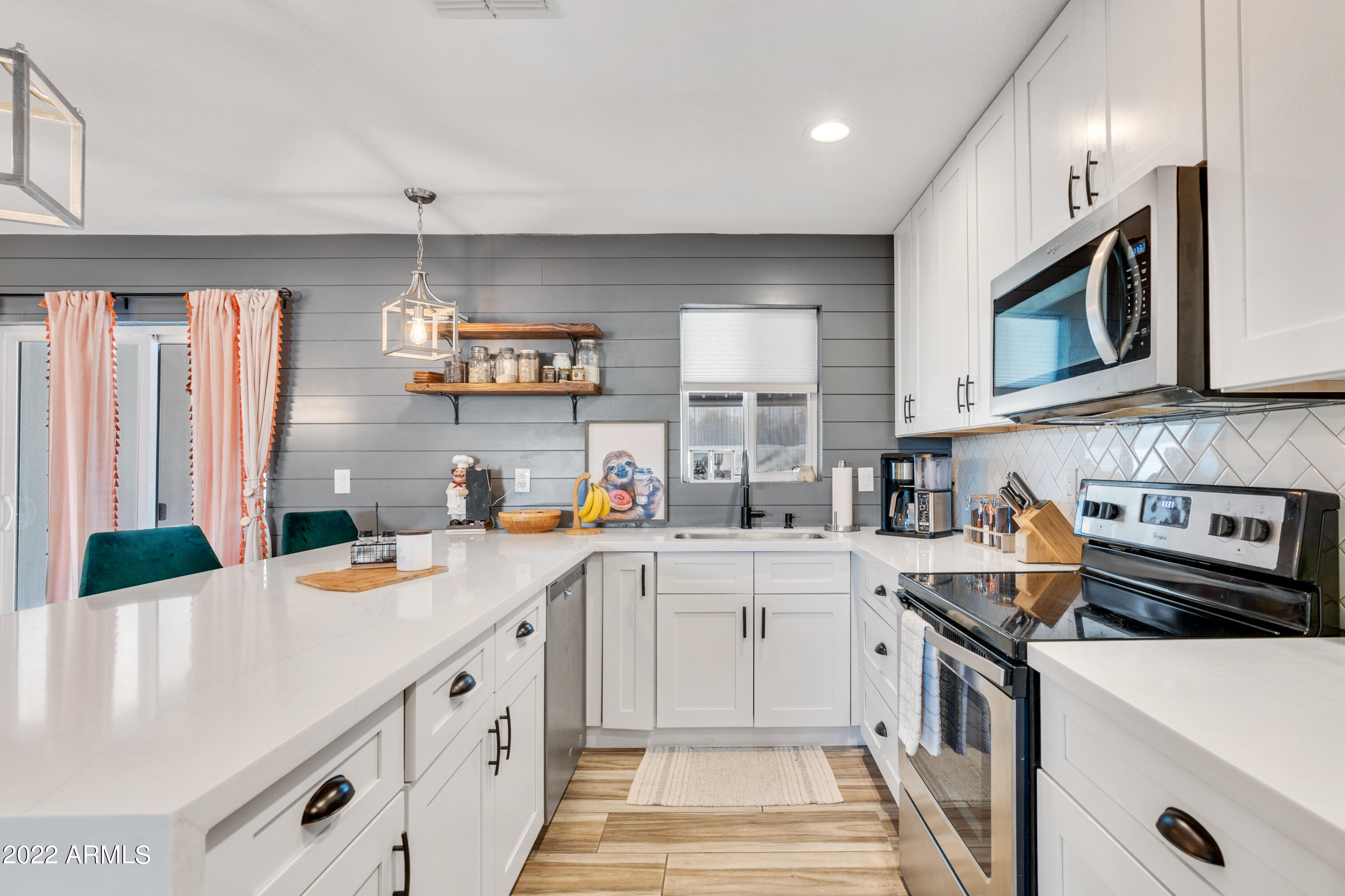 2239 West Osborn Road Phoenix, AZ 85015 - Photo 3 of 36 Kitchen