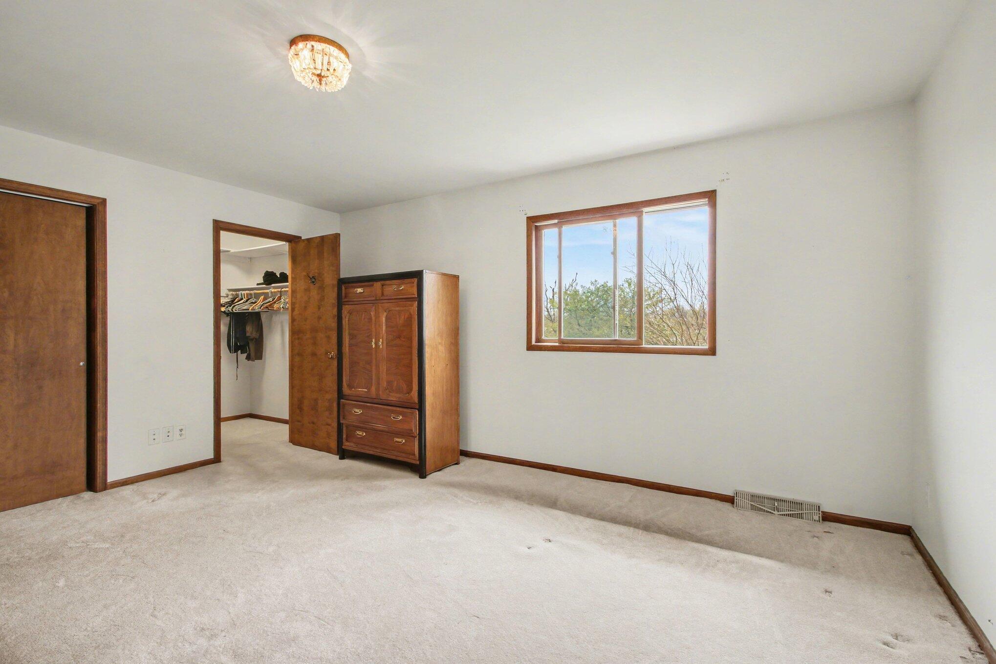 130 South 725 West Crown Point, IN 46307 - Photo 11 of 25 2038x1359