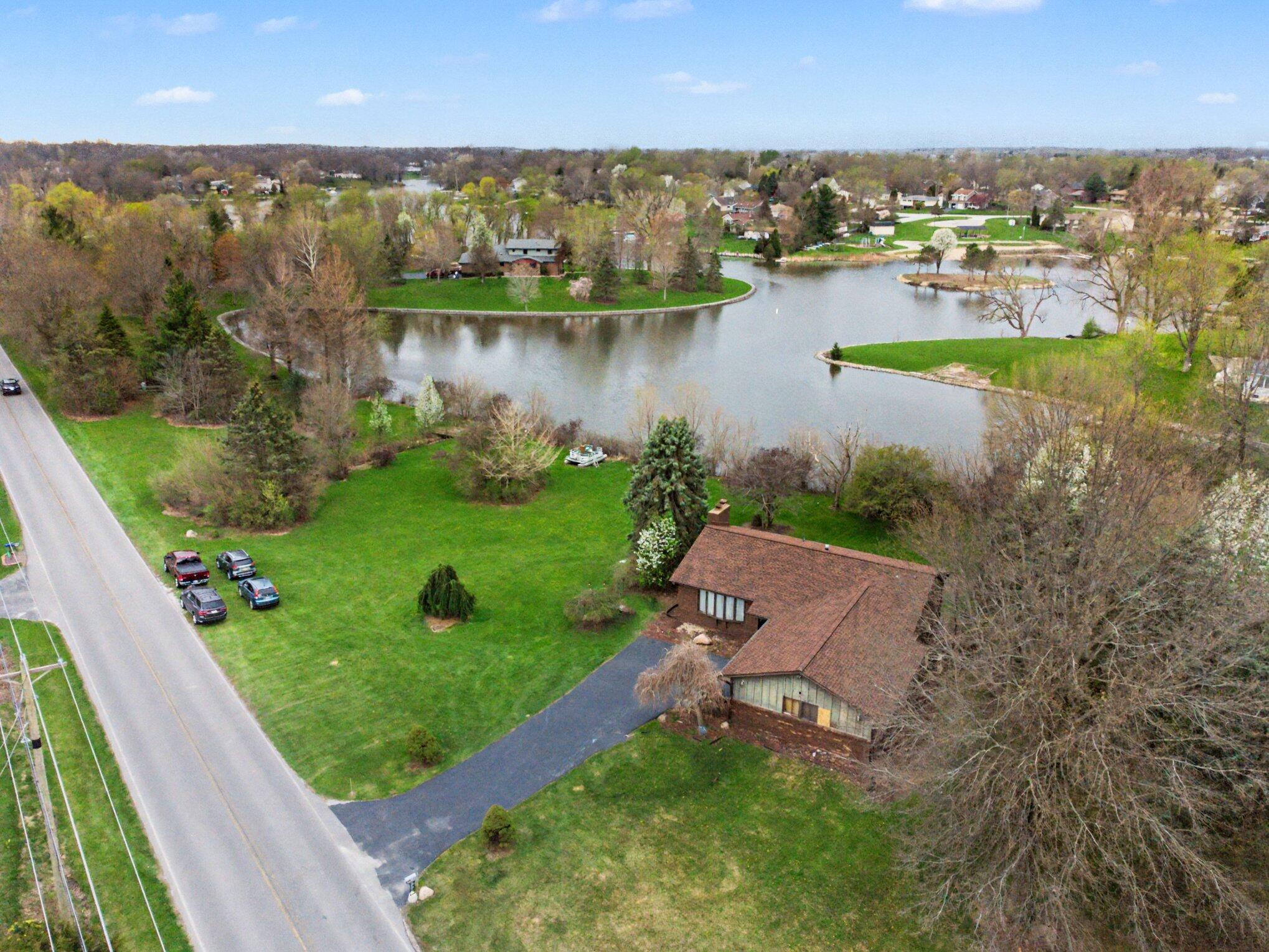130 South 725 West Crown Point, IN 46307 - Photo 2 of 25 2038x1529