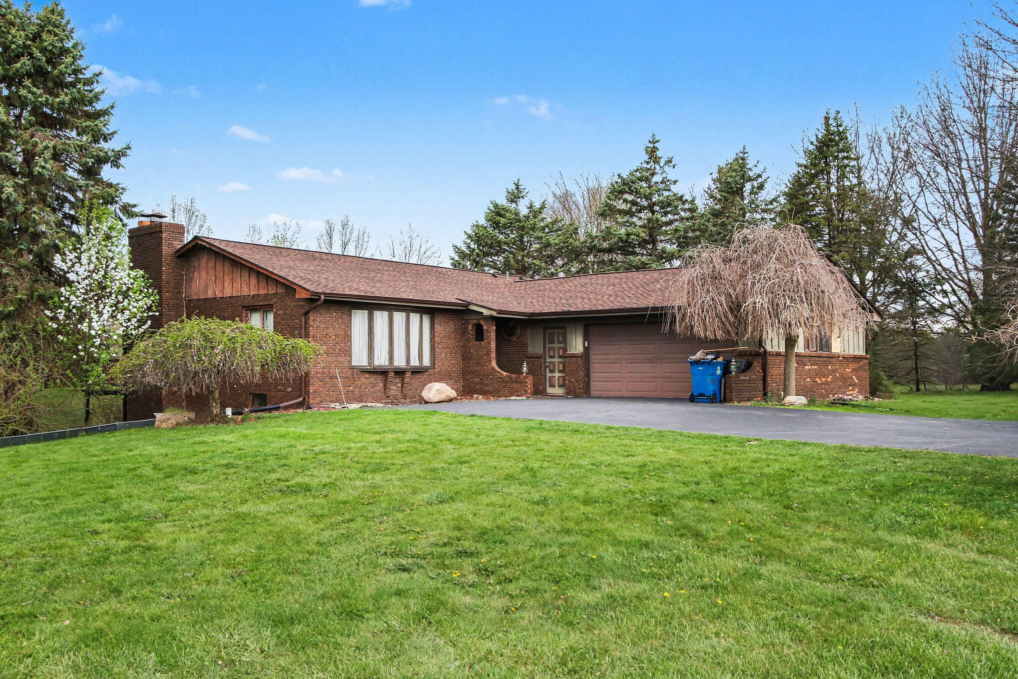 130 South 725 West Crown Point, IN 46307 - Photo 3 of 25 2038x1359