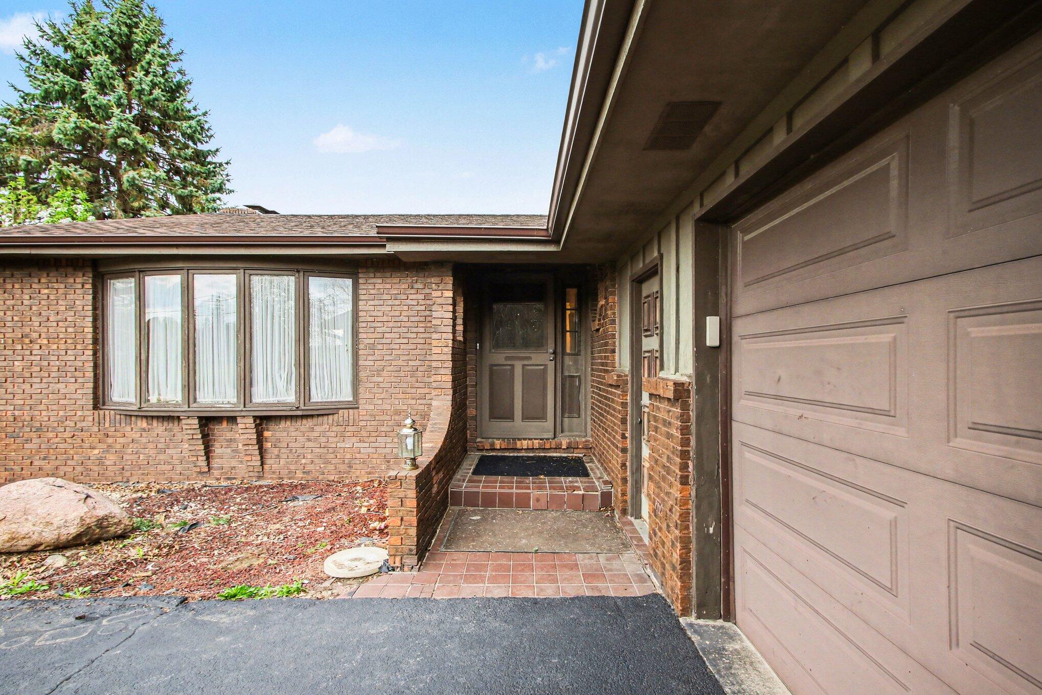 130 South 725 West Crown Point, IN 46307 - Photo 8 of 25 2038x1359