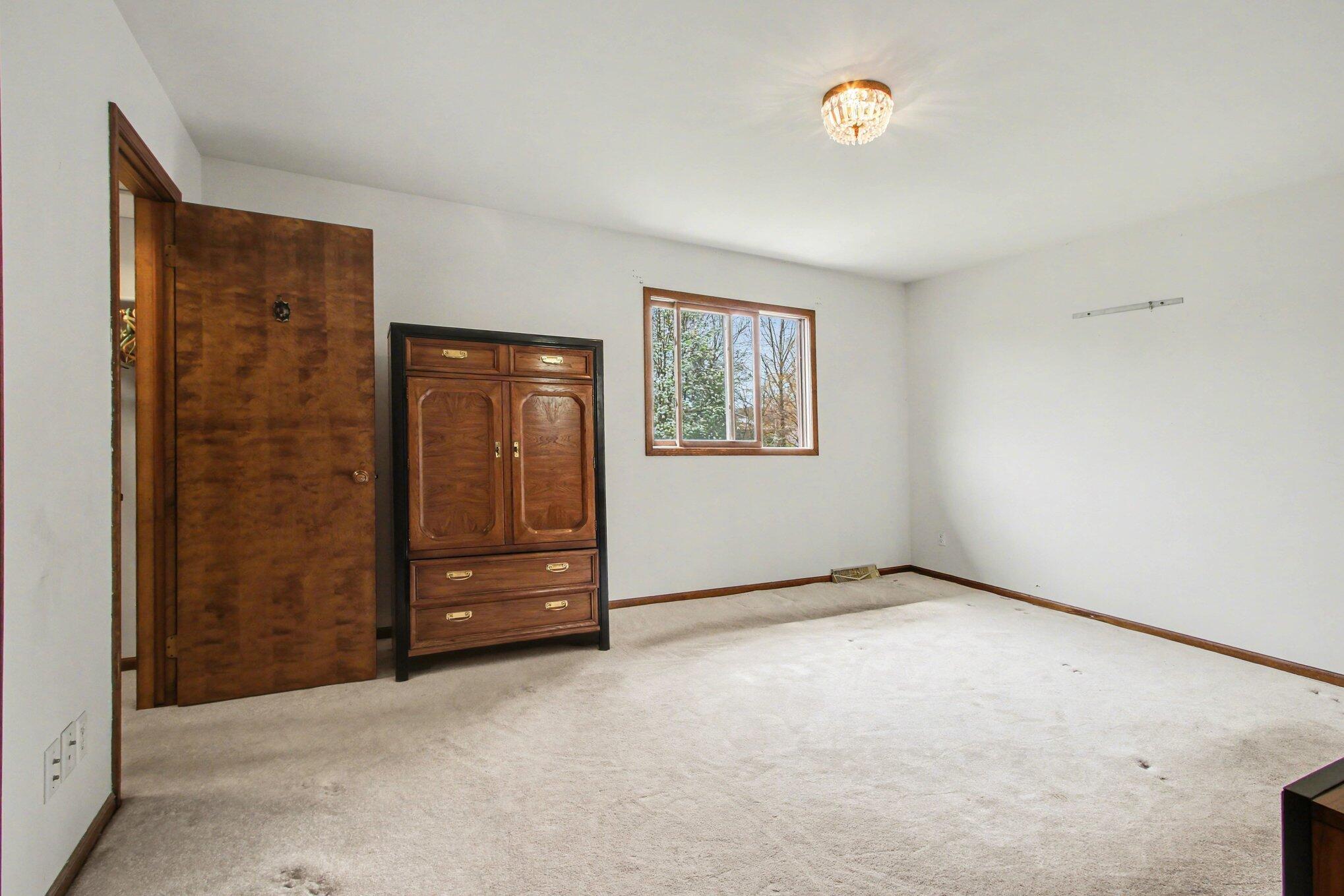 130 South 725 West Crown Point, IN 46307 - Photo 10 of 25 2038x1359