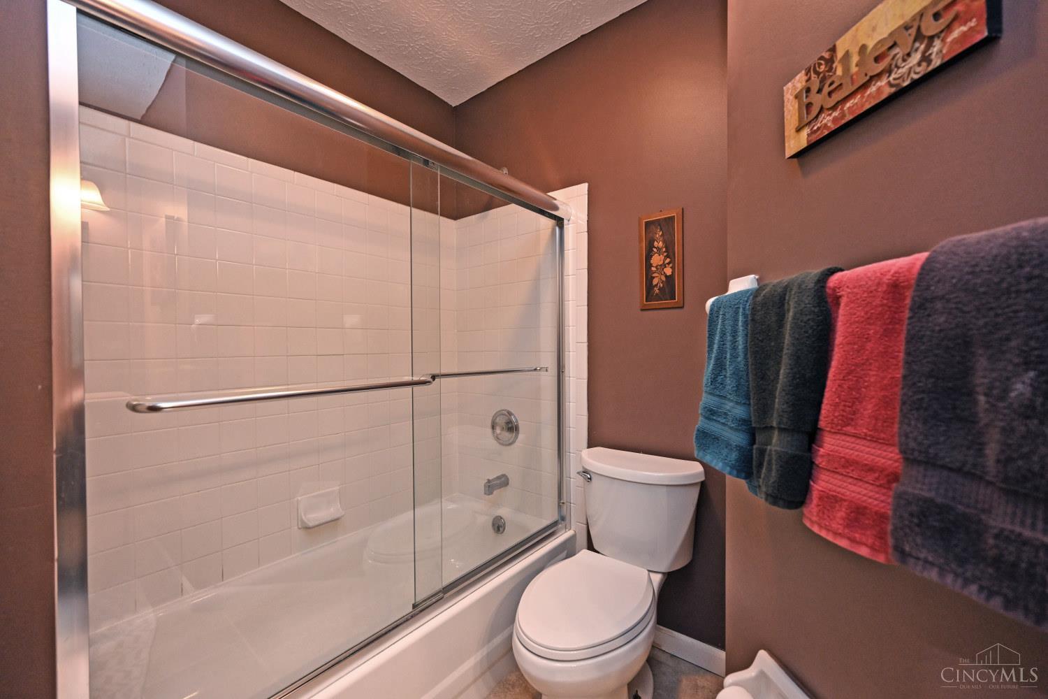 590 Rentz Place Cincinnati, OH 45238 - Photo 29 of 38