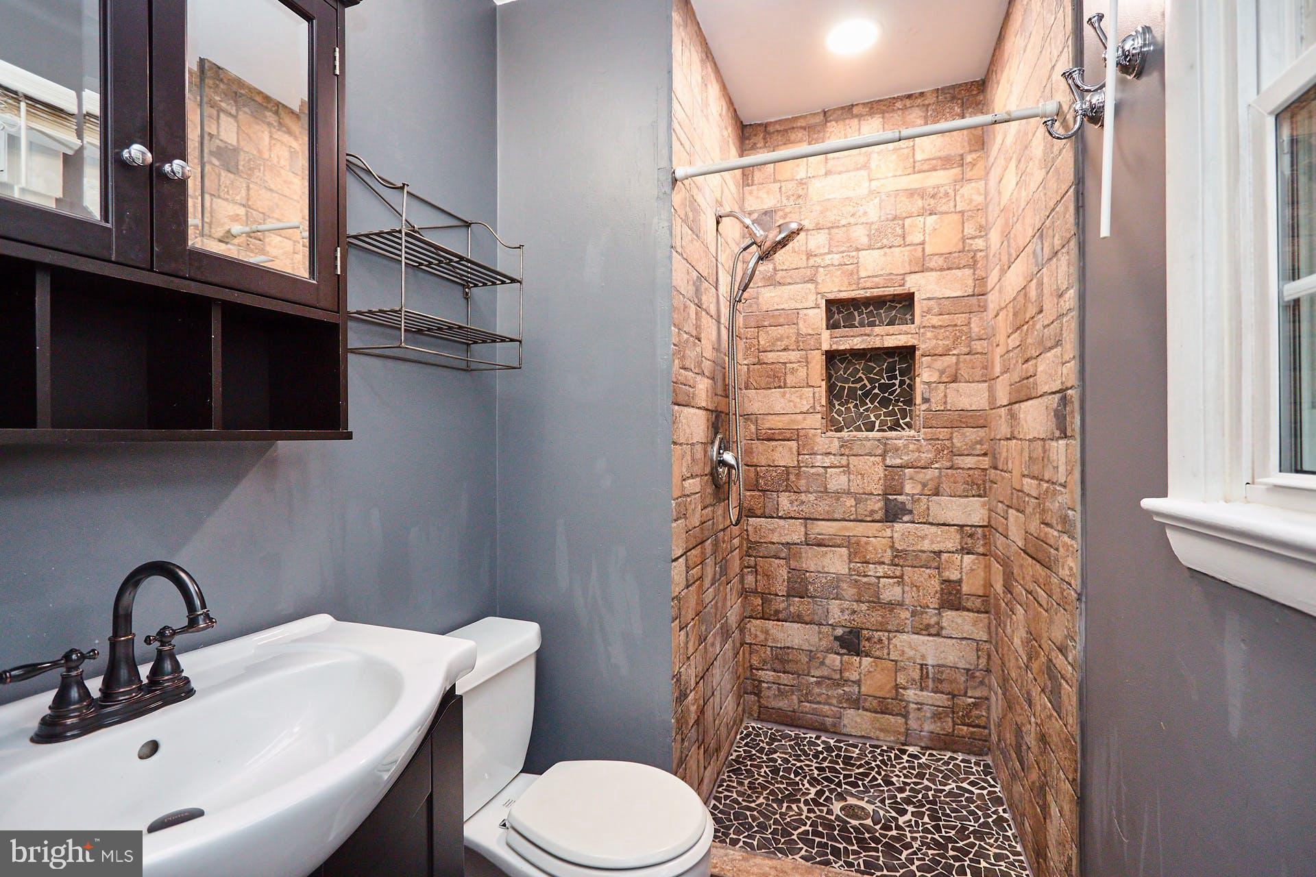 7806 Ontario Road Gainesville, VA 20155 - Photo 17 of 33