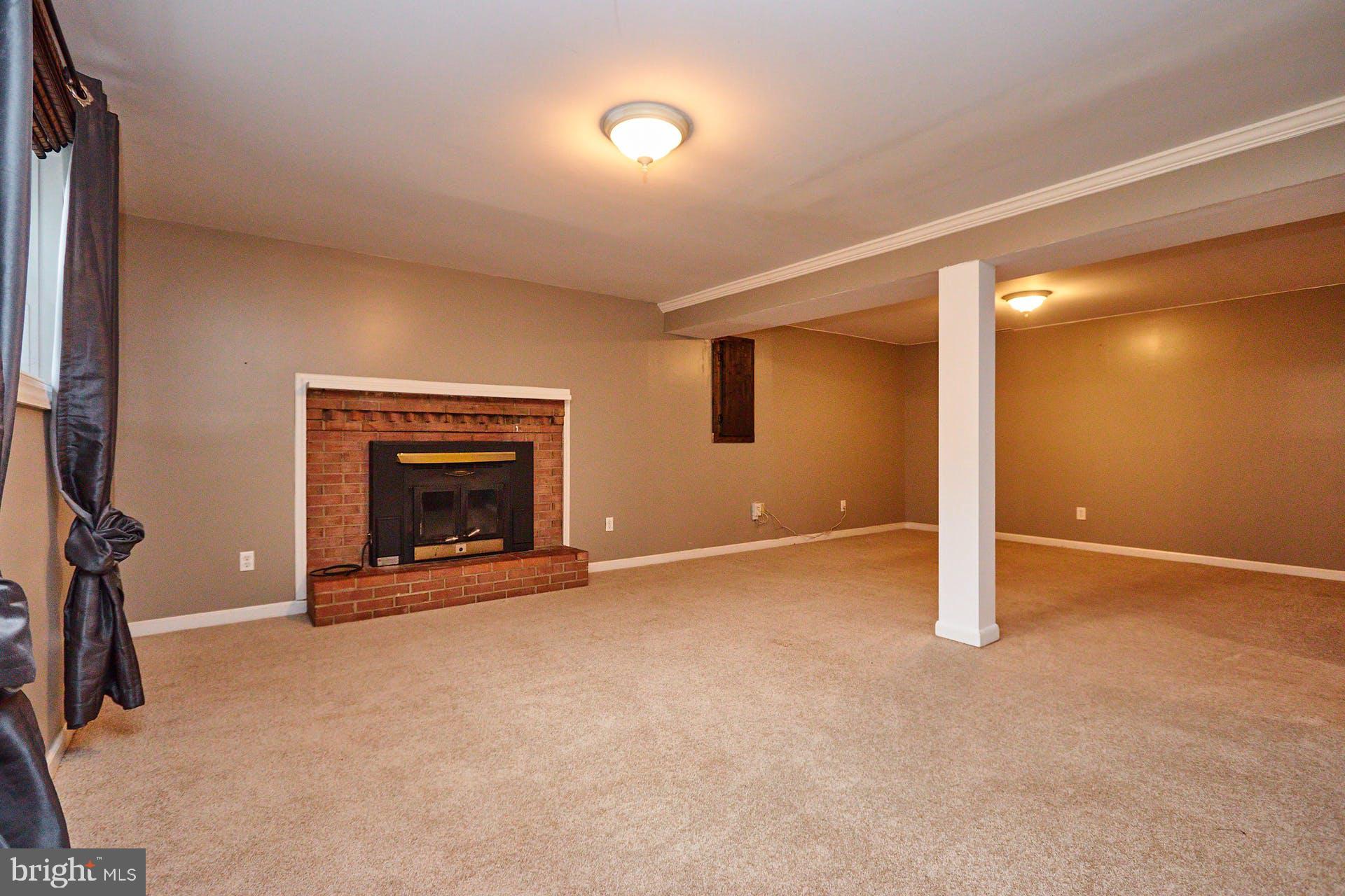 7806 Ontario Road Gainesville, VA 20155 - Photo 23 of 33