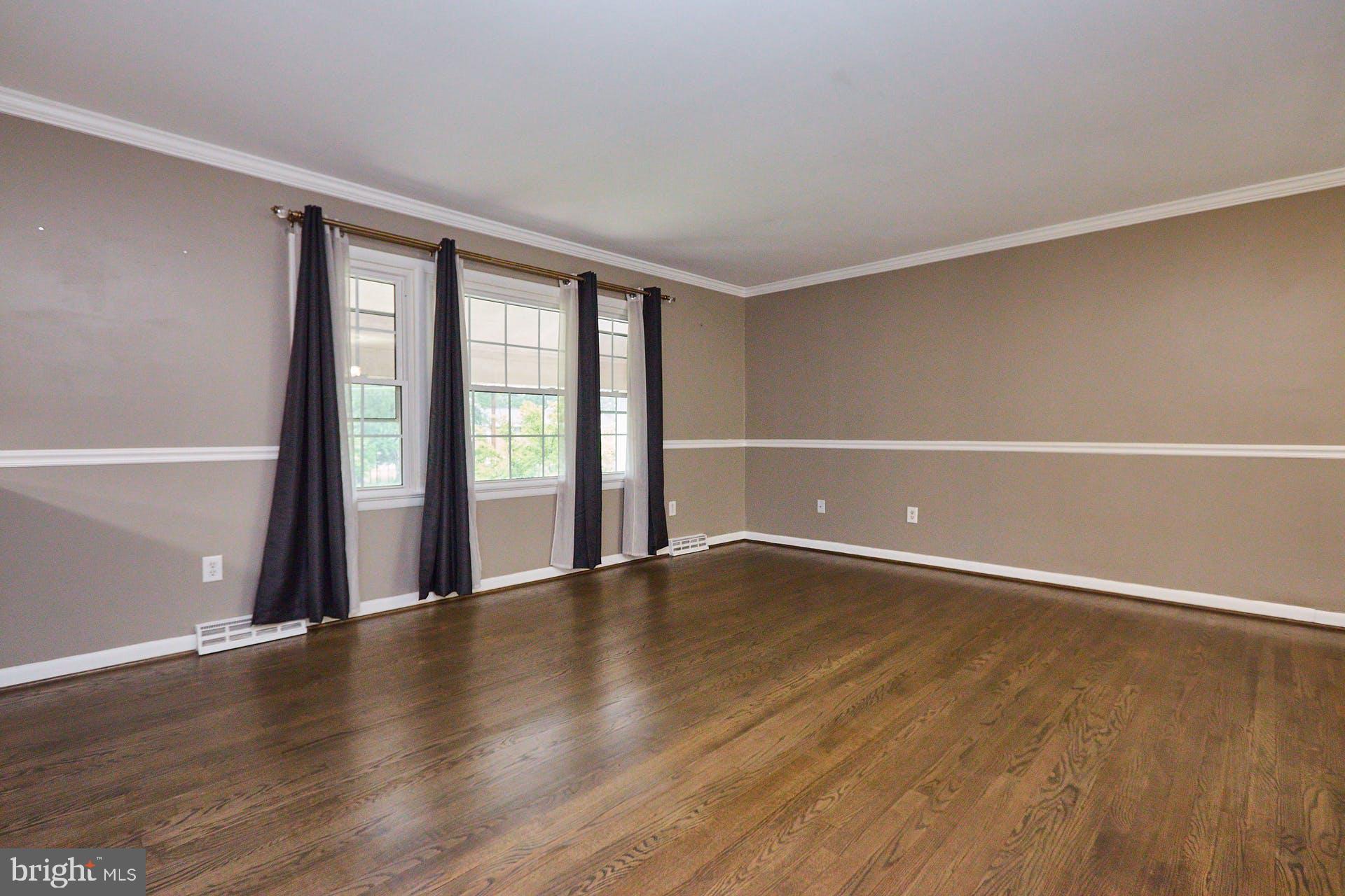 7806 Ontario Road Gainesville, VA 20155 - Photo 7 of 33