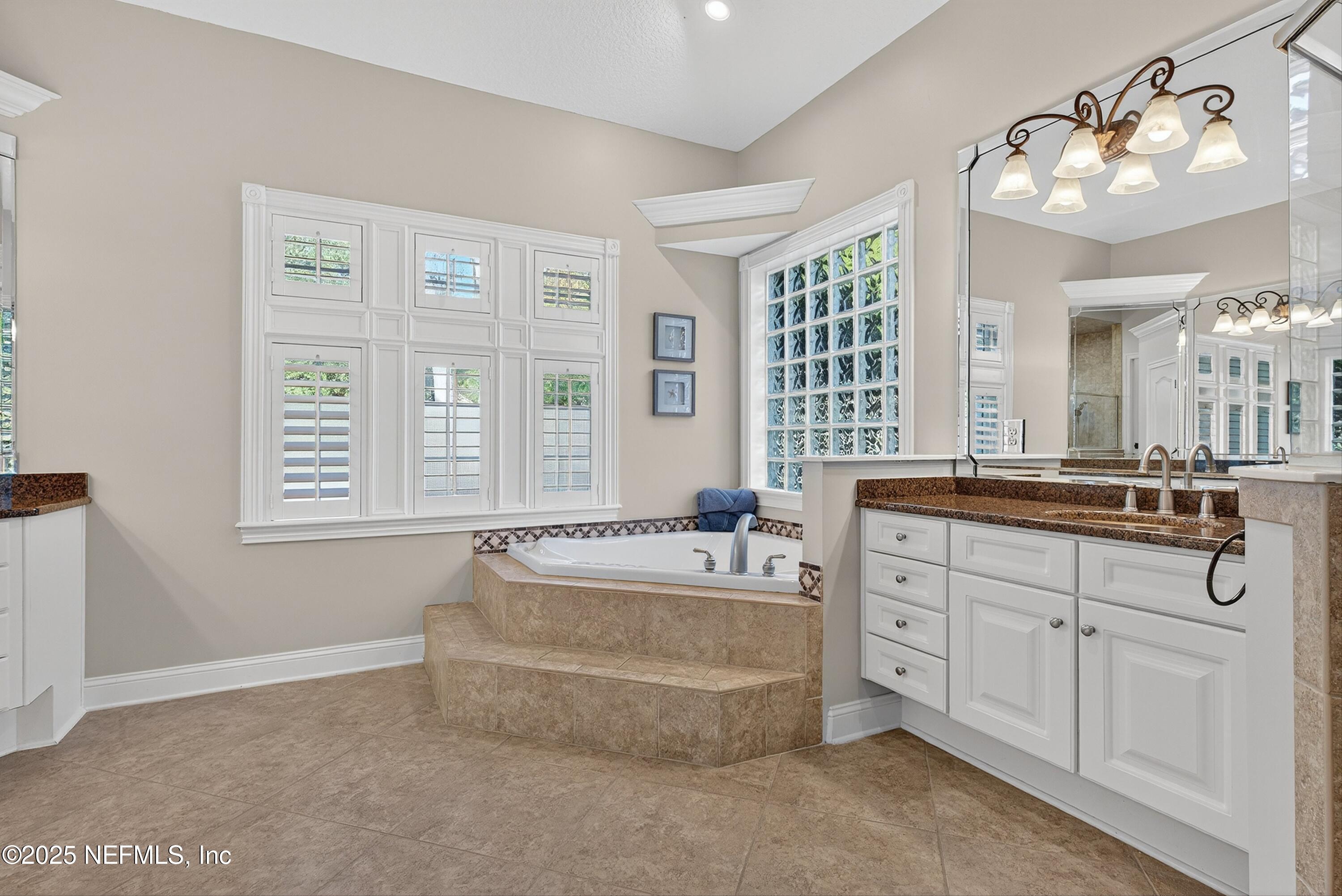 365 North Lombardy Loop St. Johns, FL 32259 - Photo 29 of 90 Primary Bathroom